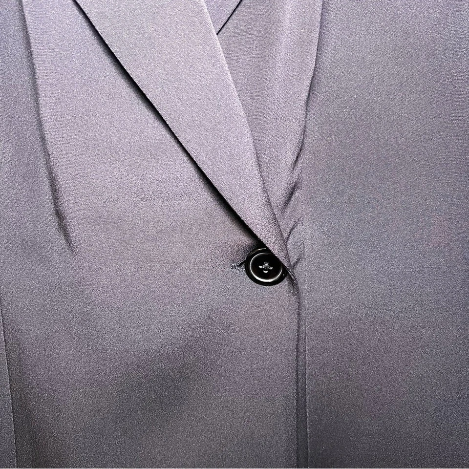 Vintage Hugo Buscati 100% silk long blazer/dress black - Image 2 of 4