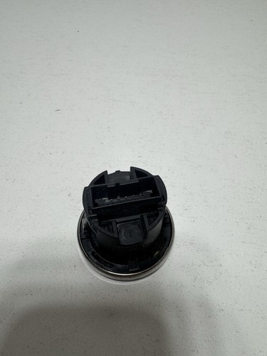 ✅07-13 BMW E90 E91 E92 E93 ENGNE START STOP IGNITION BUTTON OEM 6949913 - Picture 3 of 4