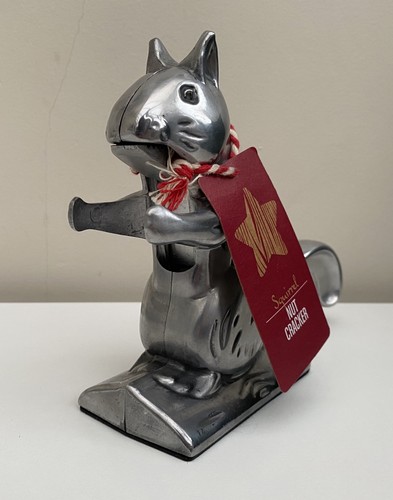 SAINSBURY’S Silver Metal SQUIRREL Christmas Nut Cracker Novelty BNWT 🐿️  - Picture 2 of 10