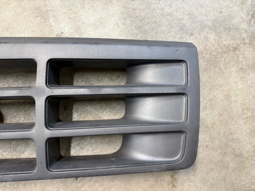 1992-1996 FORD Truck Bronco Grill BLACK OEM 92- 96 - Picture 4 of 7