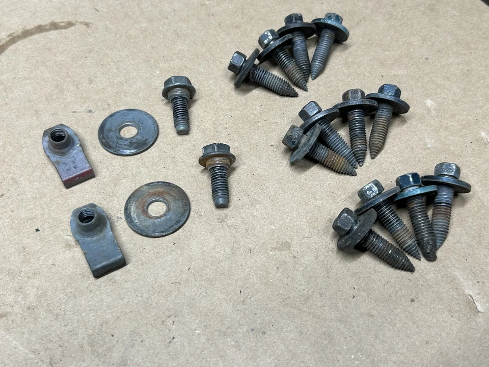 80-96 Ford F-150 F-250 F-350 BRONCO - Muelle de capó + pernos de bisagra - 14 piezas Foto 4 de 4