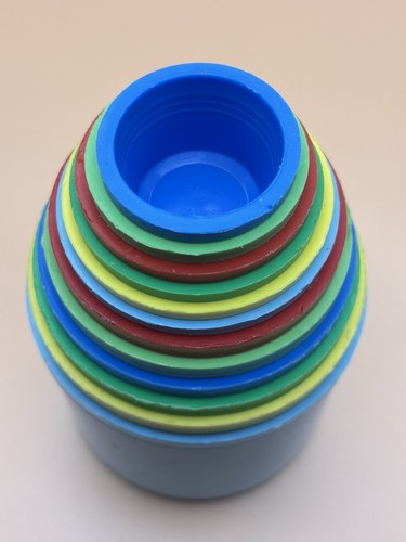 Vasos apilables de construcción vintage para niños pequeños - Imagen 3 de 5