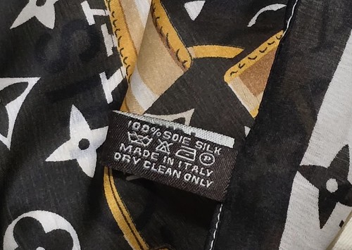 Vintage Louis Vuitton 100% Silk Monogram Scarf 70"×35 With Dust Bag - Picture 4 of 7
