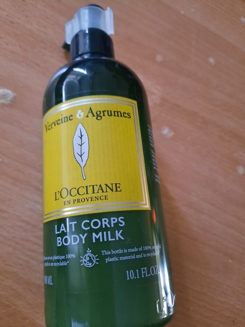 L`OCCITANE VERVEINE & AGRUMES LAIT CORPS BODY MILK 300ML L`OCCITANE VERVEINE & AGRUMES LAIT CORPS BODY MILK 300ML