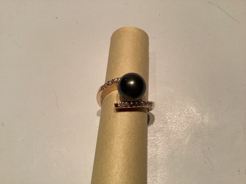 Elegant Tahitian Black Pearl Ring and and Matching Pendant in 14K Gold - Picture 10 of 17