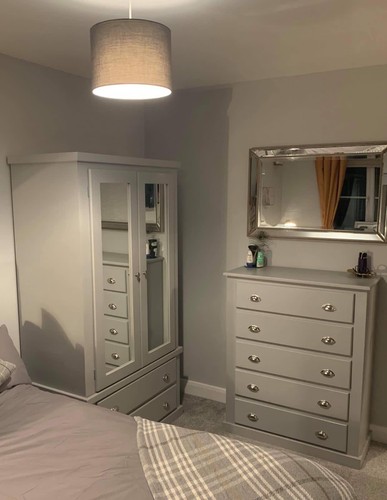 Bedroom Furniture 5 PIECE LIGHT GREY& BLACK BEDROOM SET FULLY** ASSEMBLED** - Picture 5 of 16