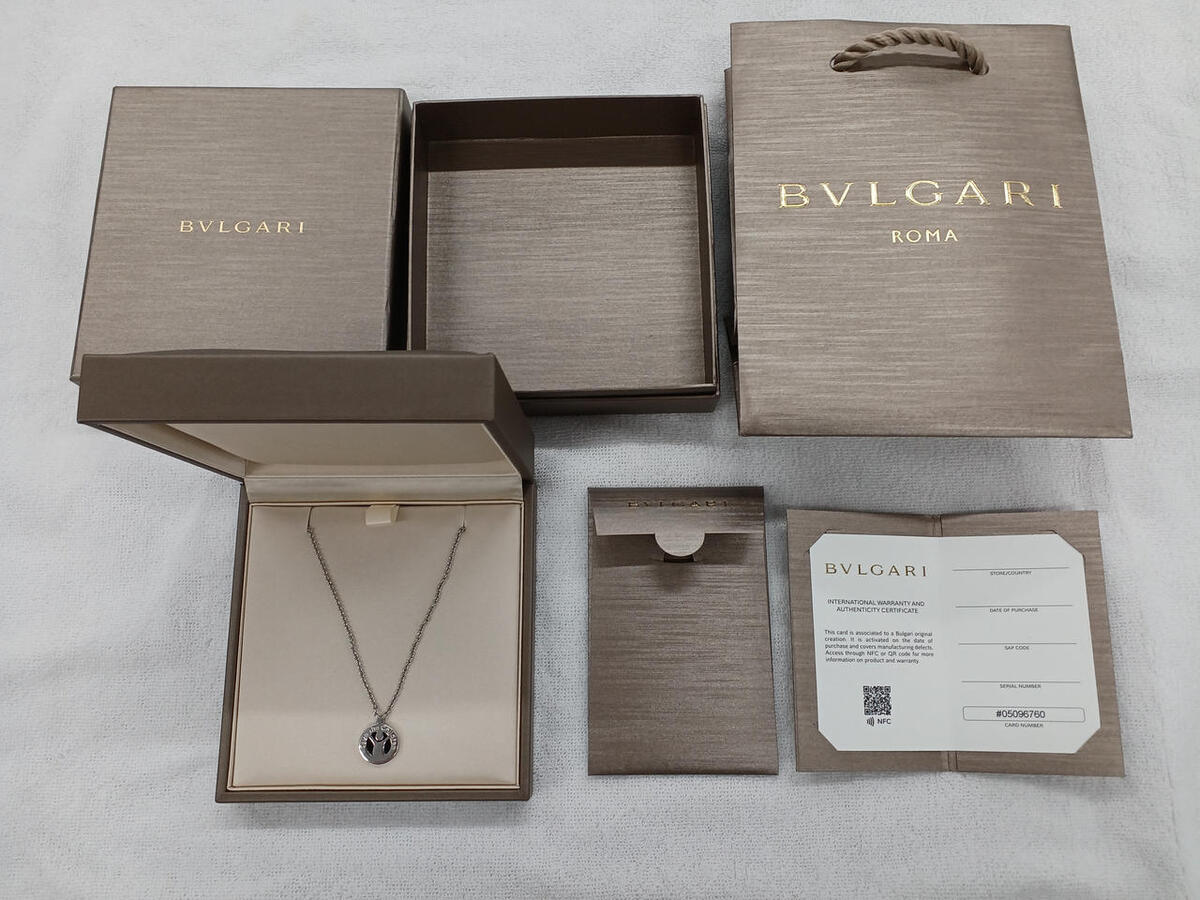 BVLGARI Necklace BVLGARI Save the Children Charity Onyx Ruby BVLGARI Necklace BVLGARI Save the Children Charity Onyx Ruby