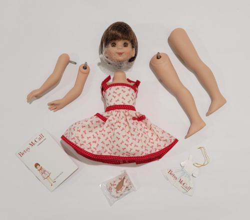 14" BETSY McCALL DOLL by Robert Tonner - 1996 SCISSORS DRESS - Needs Stringing