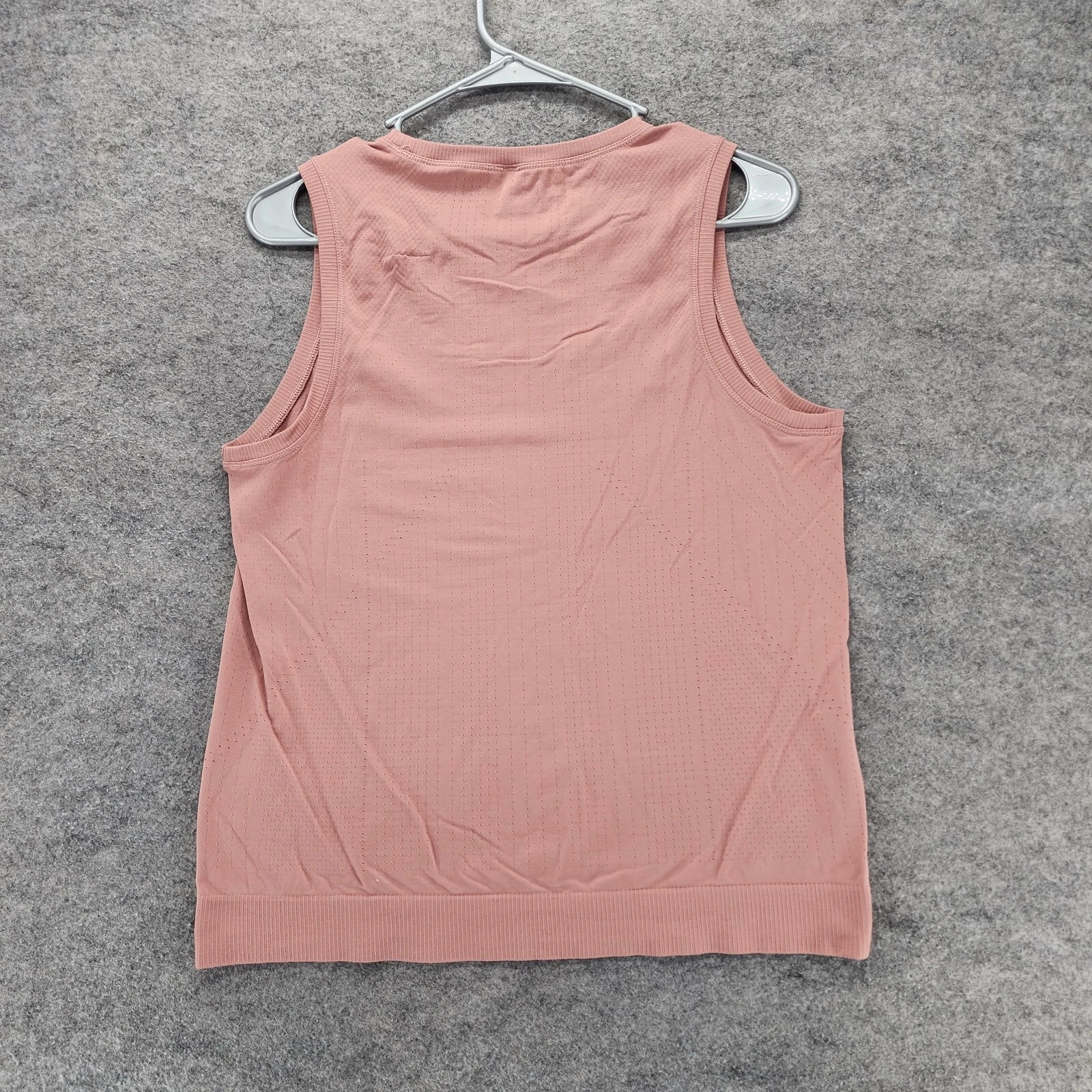athleta sleeveless shirt