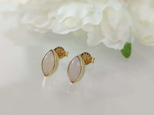 Damen Ohrringe, Ohrstecker 333 Navette mit echtem Milchopal  - Bild 5 von 12