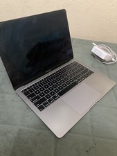 Apple MacBook Air 13.3"(128GB SSD, Intel Core i5 8th Gen, 1.6GHz, 8GB RAM)...