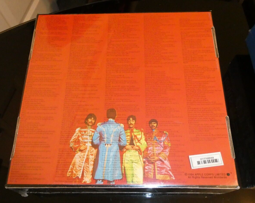 25th Anniversary Limited Edition Collectibles Sgt. Pepper's Lonely Hearts Club - Picture 3 of 6