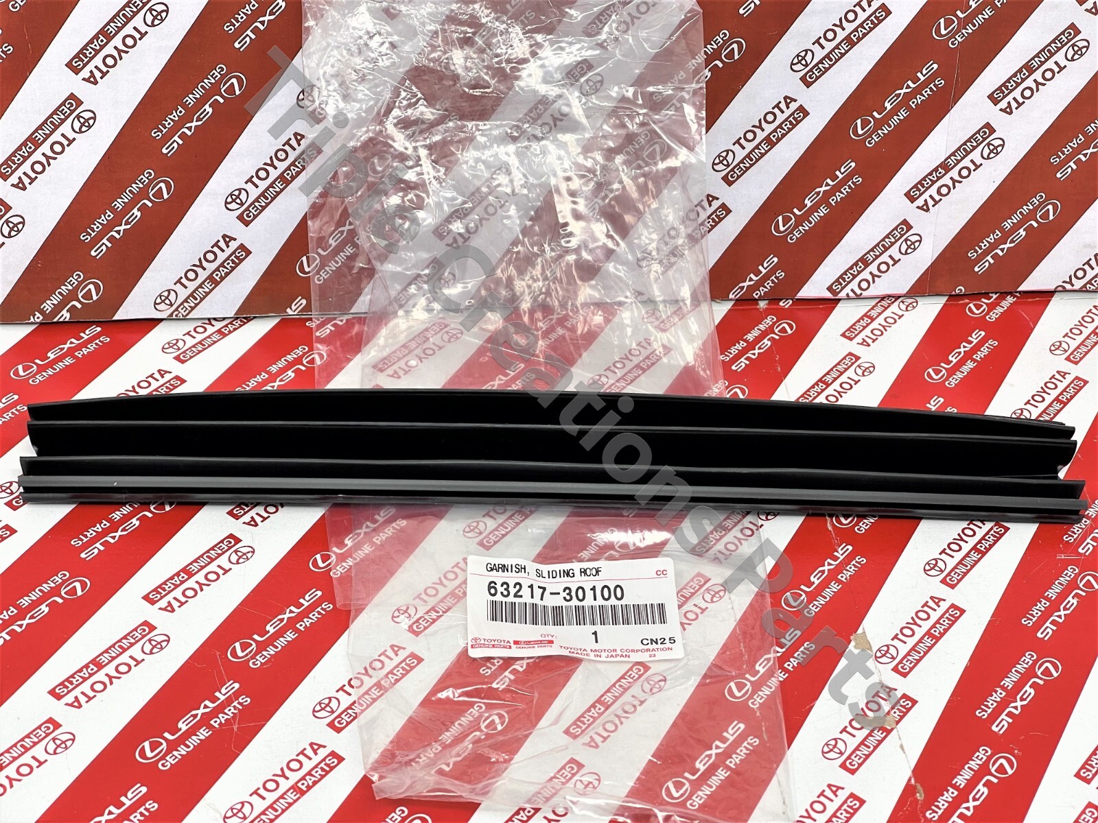 63217-30100 Genuine OEM Toyota Lexus Sunroof Side Trim Garnish LH or RH US STOCK