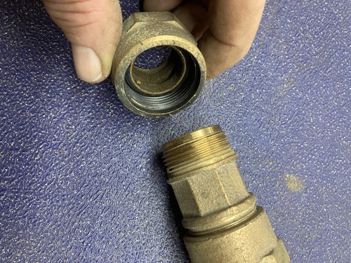 AY McDonald 3/4 Pipe Thread To 3/4 Compression - Picture 4 of 4
