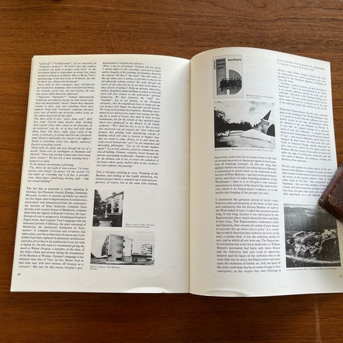 From Schinkel to the Bauhaus Hund Humphries 1st Ed 1972 Paper 5 -Julius Posener - Bild 15 von 16