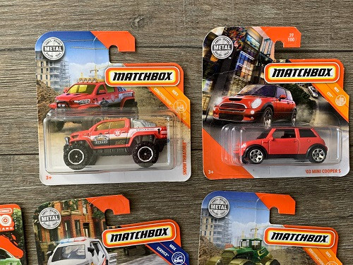 Matchbox - Sammlung 23 verschiedene Modelle Maßstab 1:64 OVP NEU - Picture 9 of 11