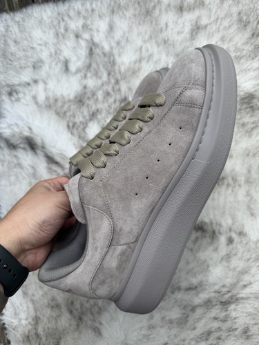 Alexander McQueen Gamuza Grande Gris Piedra | Talla UK8 US9 EU42 | Entrenadores AMQ - Imagen 11 de 11