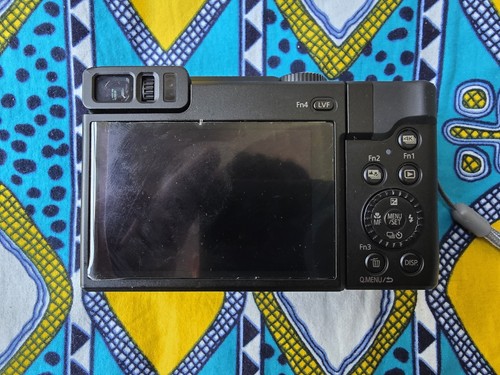 PANASONIC LUMIX DC-TZ90 en panne + avec boîte + 2 batteries officiel+ écran neuf - Foto 5 di 10