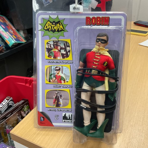 Dc Comics Figures Toy Company Robin Heroes In Peril Variant New Rare - Picture 2 of 4