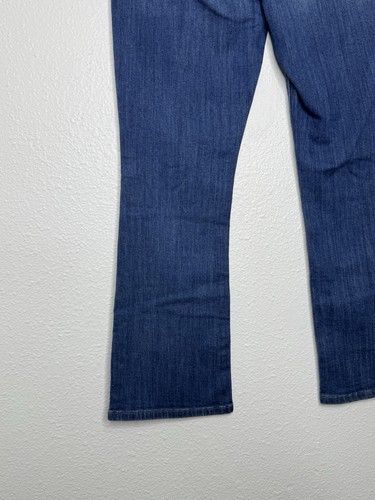 Y2K Levi's 526 Slender Boot Cut Women's Size 6 Faded Button Pocket Denim Jeans - Picture 12 of 20