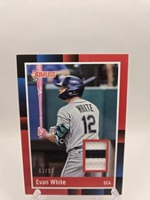2022 Panini Donruss - Retro 1988 Materials Evan White #R88M-EW (MEM)
