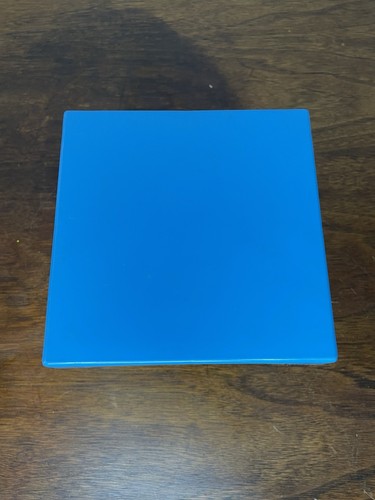 Barbie 1973 MCM Townhouse Mattel Furniture Blue Table & 2 Yellow Chairs *As Is* - Picture 3 of 15