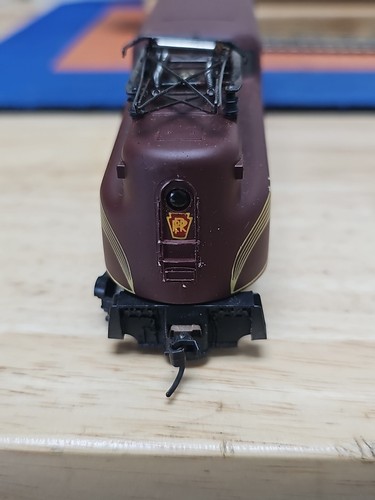 IHC MEHANO M9300 GG-1 Electric Loco Train #4828 Tuscan Red Pennsylvania HO - Picture 9 of 15