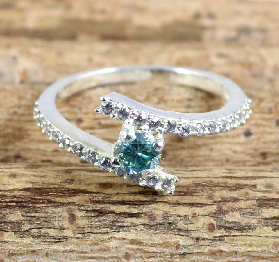 Brillantschliff Smaragdgrüner Solitär-Diamantring 0,85 ct 4 mm AGI - Bild 4 von 4