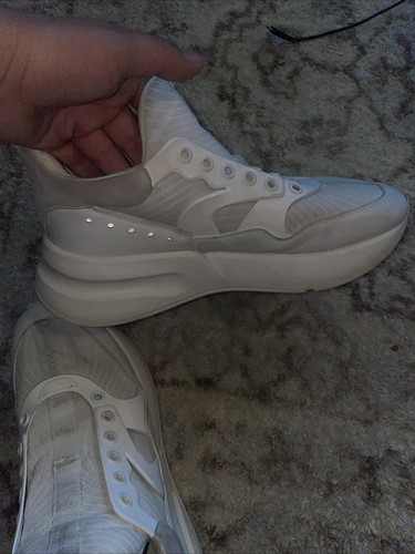 Alexander McQueen Tonal Oversized Runner Sneakers White 43.5EU/ 10.5US Show Wear - Picture 8 of 14
