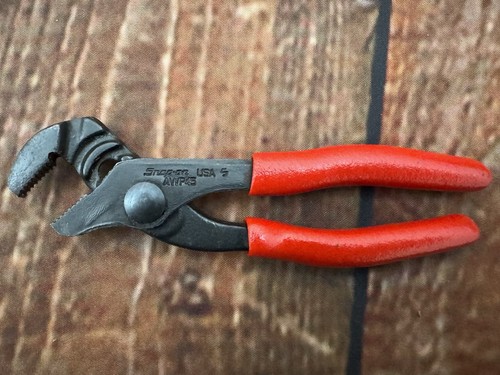 Snap-On Tools AWP45 5" Adjustable Joint Pliers - RED - Picture 2 of 5