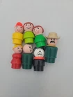 Vtg Fisher Price Plastic Little People lot of 7: Dad Mom Dog 3 Kids & Zoo Keeper