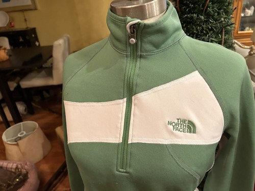 The North Face Girls Med. Pullover 1/4 Zip Mock Neck Long Sleeve Pullover. - Picture 2 of 6
