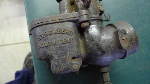 LOT/ 5 VINTAGE STROMBERG SOUTH BEND CARBURETORS *MUST SEE* - Picture 2 of 7
