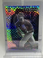 2022 Panini Chronicles - Titan Building Blocks Prizm #7 Luis Gil (RC)