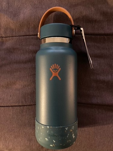HYDRO FLASK LIMITED EDITION 32 OZ "ECLIPSE" WHOLE FOODS MARKET EXCLUSIVE NEW