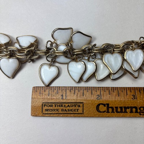 "Collar vintage de vidrio de leche y latón Alemania Occidental corazones hojas cuelga 18""" - Imagen 6 de 7