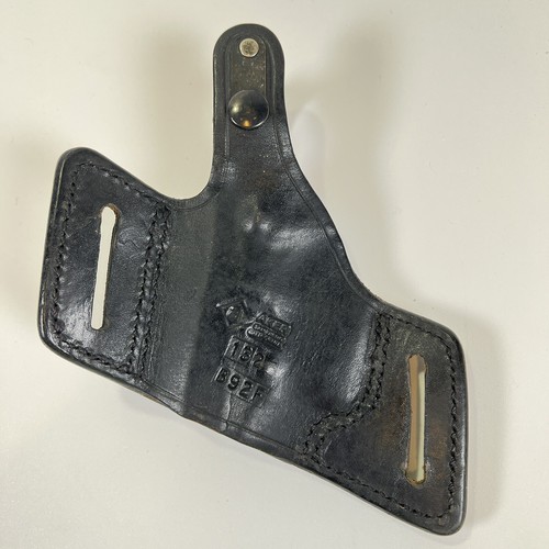 Holster AKER 132 B92F Thumb Break Leather Belt Holster Black - Picture 2 of 5