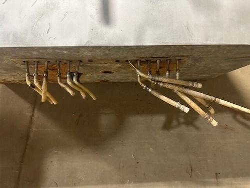 GENERIC DROP IN ICE COOLER WITH 2 TAPS AND 2 TAP LINES - Picture 13 of 17