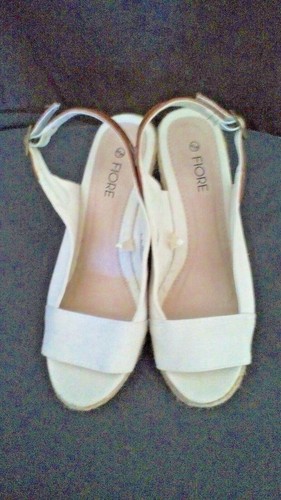 Fiore Woman's Cream Canvas Sandals - Open Toe - 4 Inch Heel - Size uk 6 - eu 39 - Picture 5 of 8