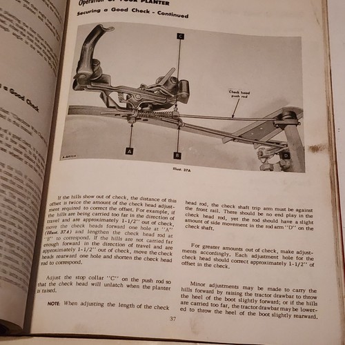 Vintage International Harvester Corn Planter McCormick 449A 450A Tractor Manual - Picture 7 of 11