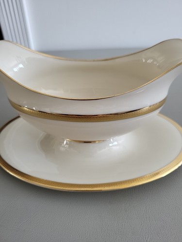 Lenox China Tuxedo Gravy Boat with Saucer or Sauce Bowl Very Nice - Picture 8 of 19