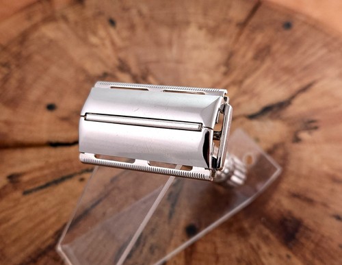Navaja de afeitar de seguridad Gillette Fat Boy ajustable vintage DE - F4 1960 - Imagen 2 de 7