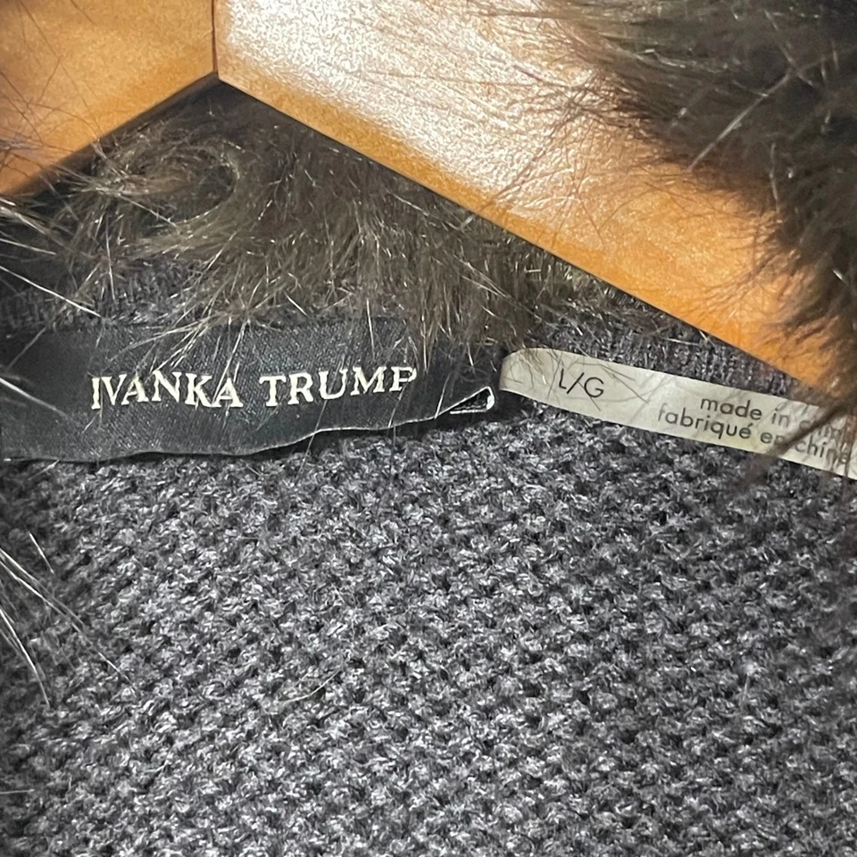 IVANKA TRUMP 女式炭灰色针织开衫人造毛皮领披肩毛衣 L — 第 3/4 张图片
