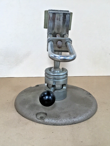 Dytex Linemaster w/ Ball Swivel Vise - Cast Iron Base - Picture 8 of 14