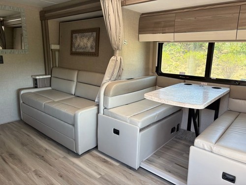 2023 Thor Motor Coach Delano Sprinter 24FB 25' Class C Motorhome C67175388 - Picture 10 of 20
