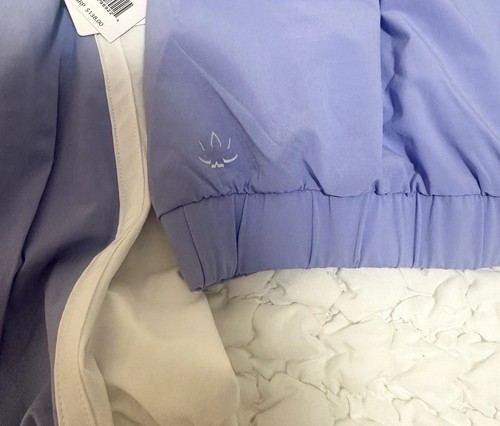 Beyond Yoga Colorblock Go Retro Jacket Periwinkle Cloud Sz Large NWT $138 - Picture 3 of 5