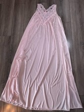 Vintage 80s Vanity Fair Long Lace Slip Dress Nightgown Small Pink Romantic