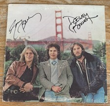 America Hearts Vintage LP Autographed Gerry Beckley Dewey Bunnell America Hearts Vintage LP Autographed Gerry Beckley Dewey Bunnell