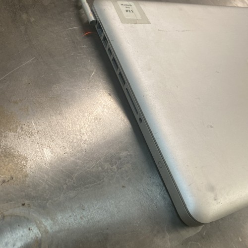 Apple MacBook Pro 2012 2.5GHz i5, 4GB Ram, 500GB HDD, Catalina - Picture 7 of 10