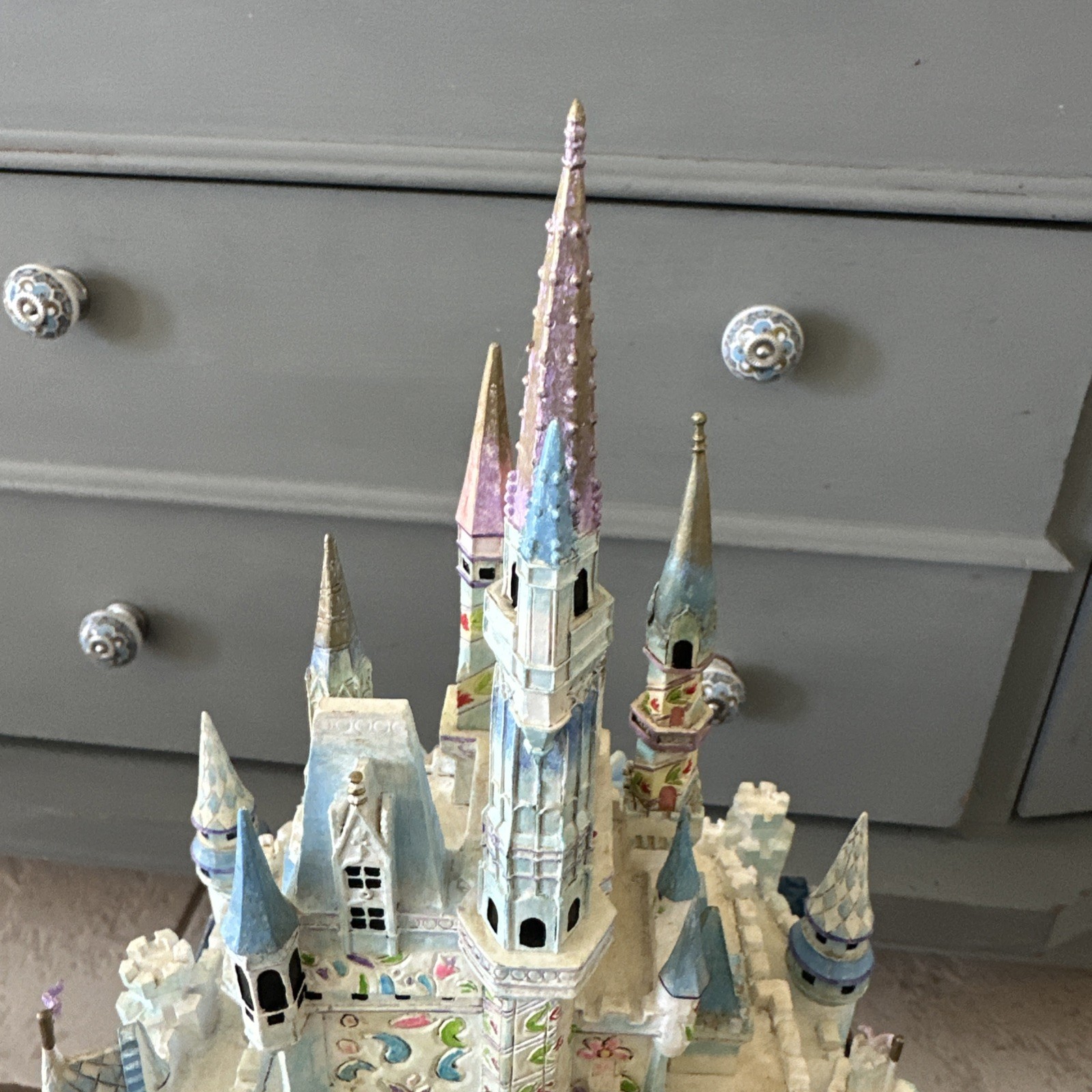 Picture 4 of 16